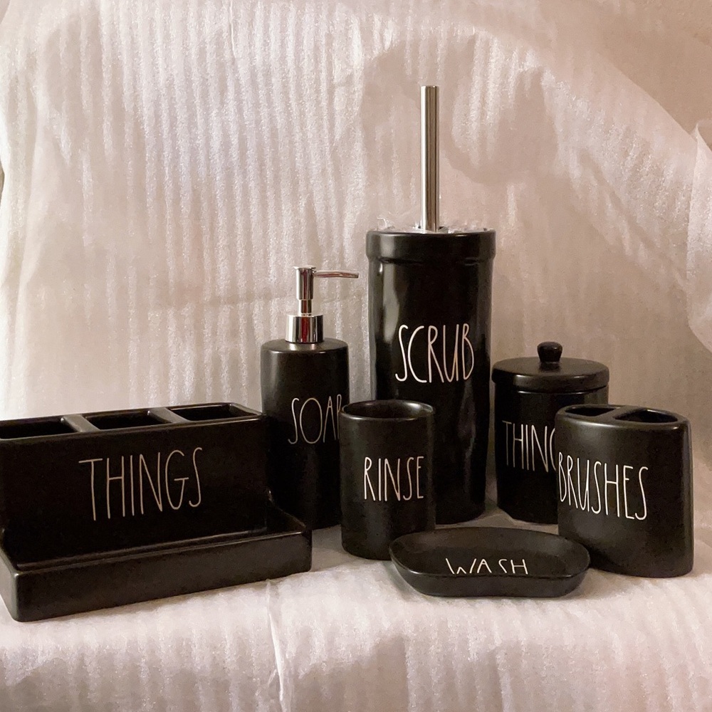 Rae Dunn Matt Black Bathroom Set of 7 New - Picture 1 of 3